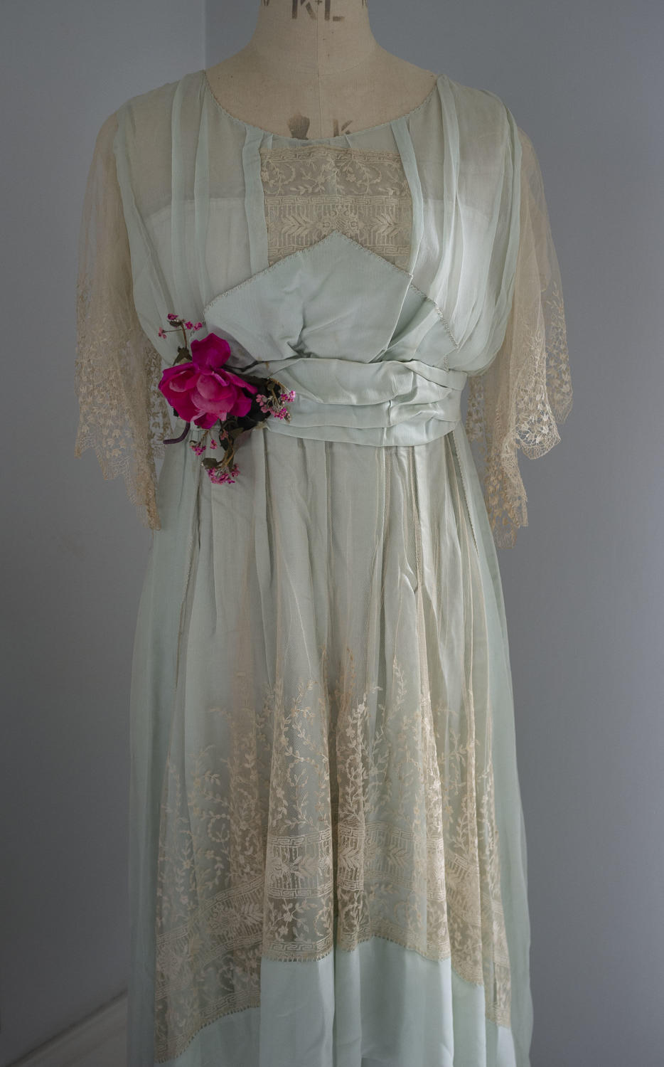 Silk and Lace Afternoon Dress circa 1918