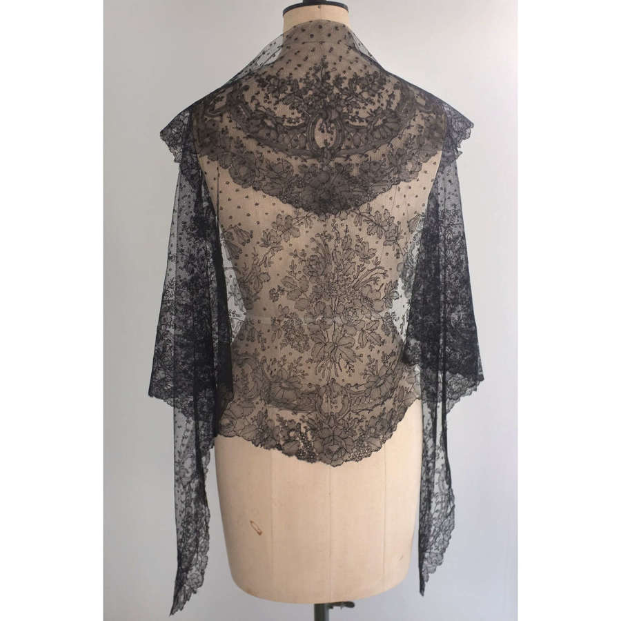 Antique Black Handmade Chantilly Lace Turnover Shawl