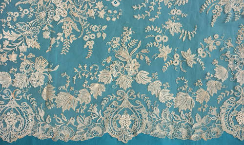 Antique Brussels Mixed Applique Lace Wedding Shawl