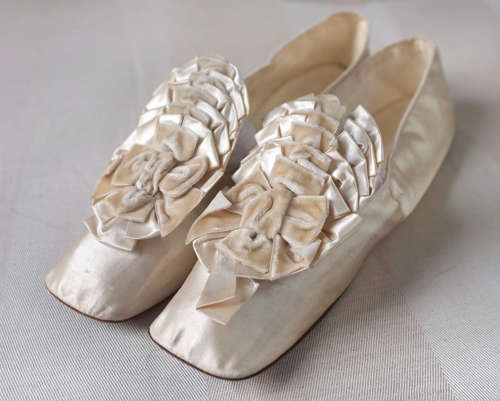Antique Silk Satin Shoes with Rosette by Mayer, Paris circa 1850