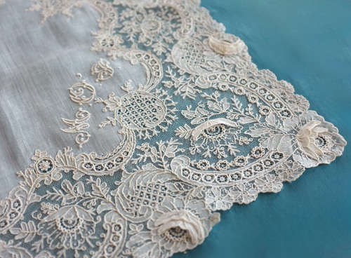 Antique Brussels Point de Gaze Lace Handkerchief