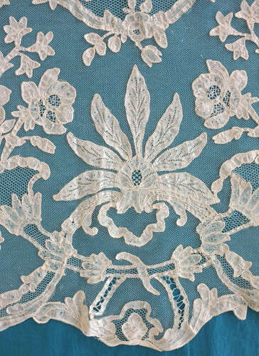 Brussels Applique Lace Flounce