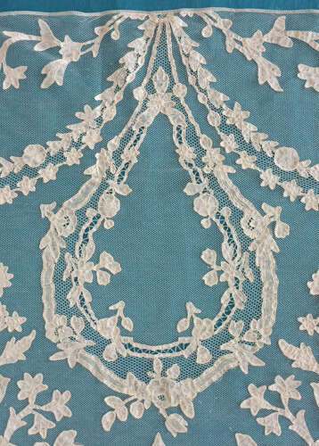 Brussels Applique Lace Flounce