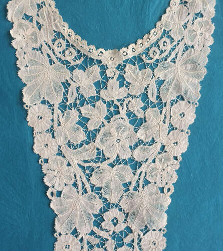 Antique Bruges Bobbin Lace Collar and Cuffs