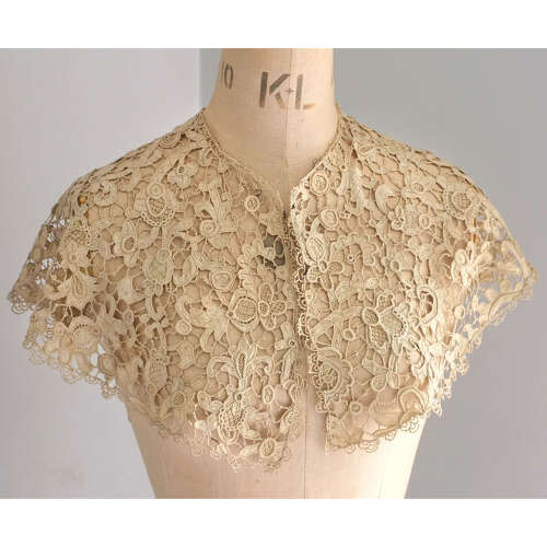 Antique 19th Century Needlelace Collar