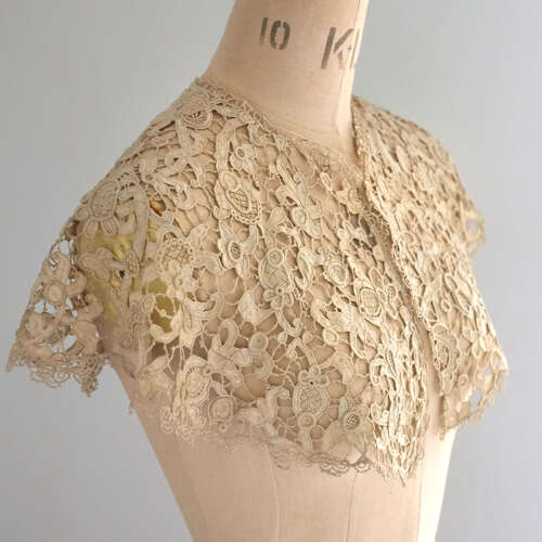 Antique 19th Century Needlelace Collar