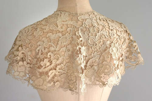 Antique 19th Century Needlelace Collar
