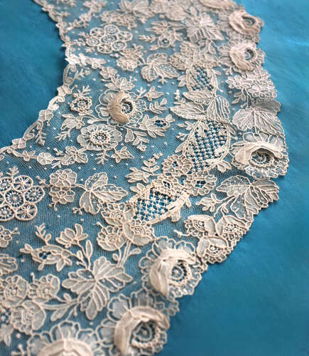 Antique Brussels Point de Gaze Lace Bertha