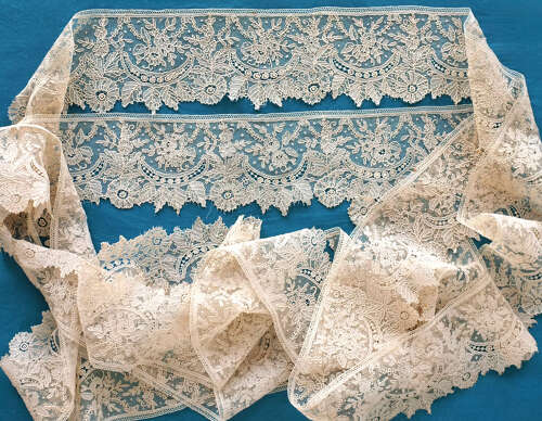 Antique Brussels Point de Gaze Lace Border