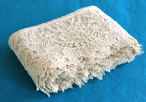 Antique Brussels Point de Gaze Lace Border