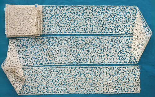 Antique 17th Century Milanese Bobbin Lace Border